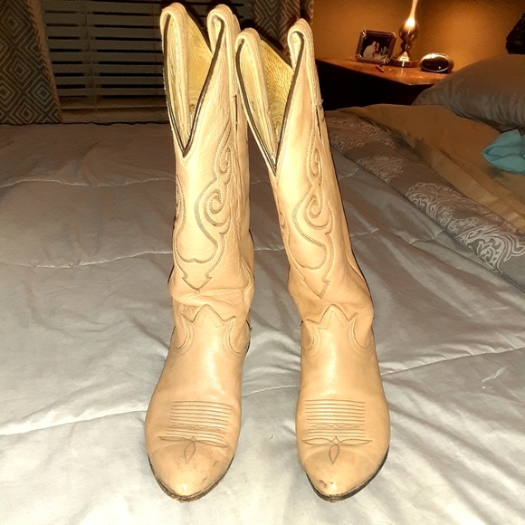 Cowboy Boots - Picture 1 of 4